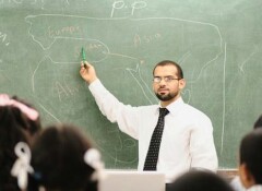 240x175-1_-HmyJPomwidPo7a-64c2b523